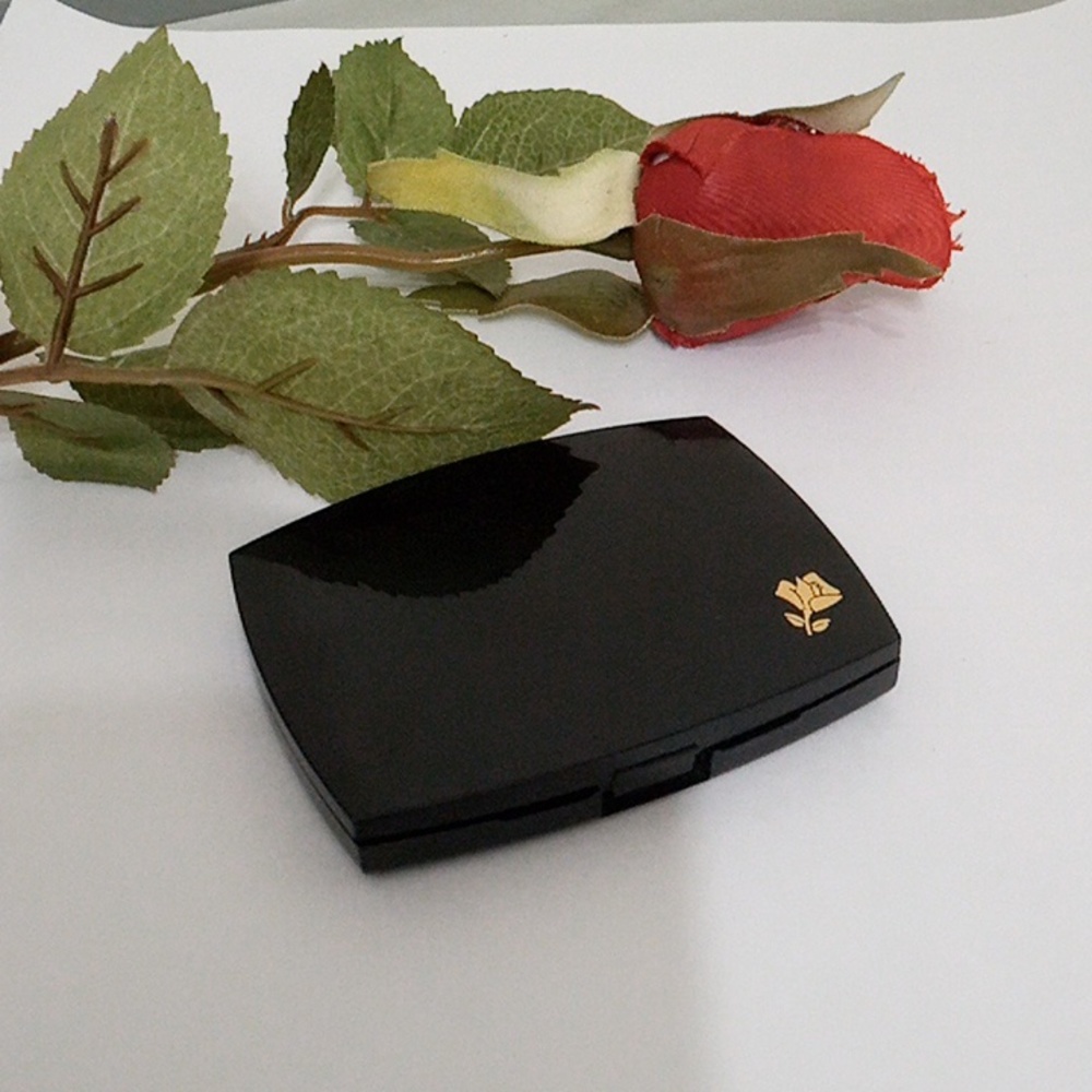 πSALEπNEW Lancome Powder Blush Oil Free Subtil - Picture 5 of 9